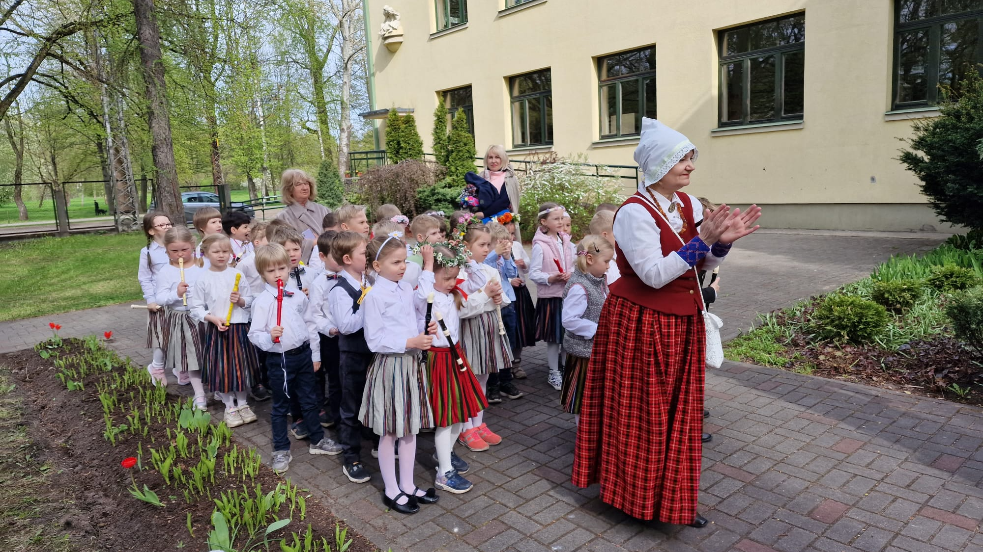 Sadziedāšanās svētki Rīgas pirmsskolas izglītības iestādē "Madariņa"