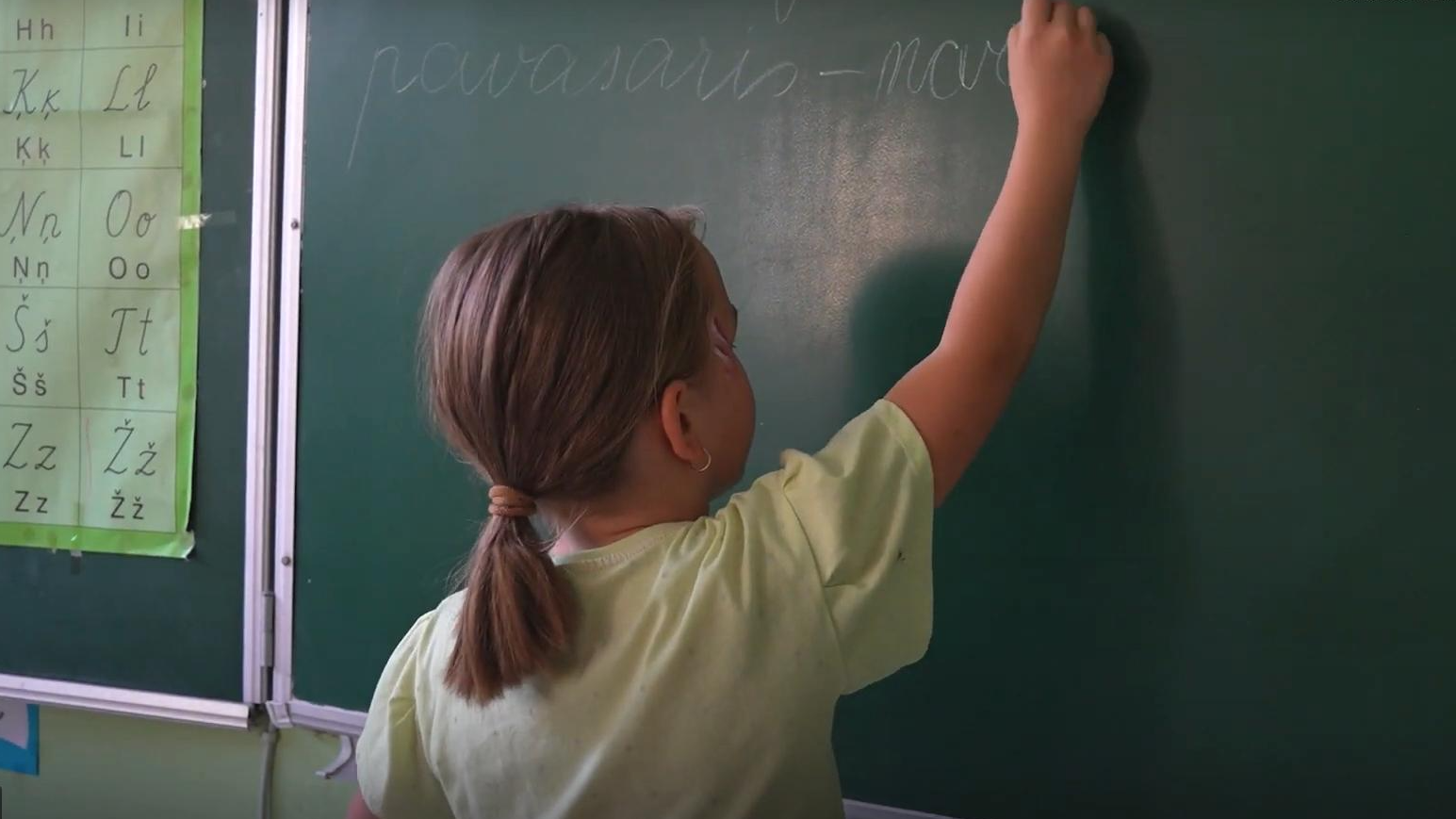 Rīgas mazākumtautību skolas aktīvi gatavojas pārejai uz mācībām latviešu valodā
