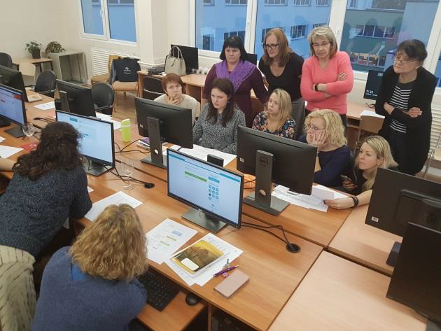 Rīgas pedagogi mācās skolu stratēģisko mērķu sasniegšanas projektā