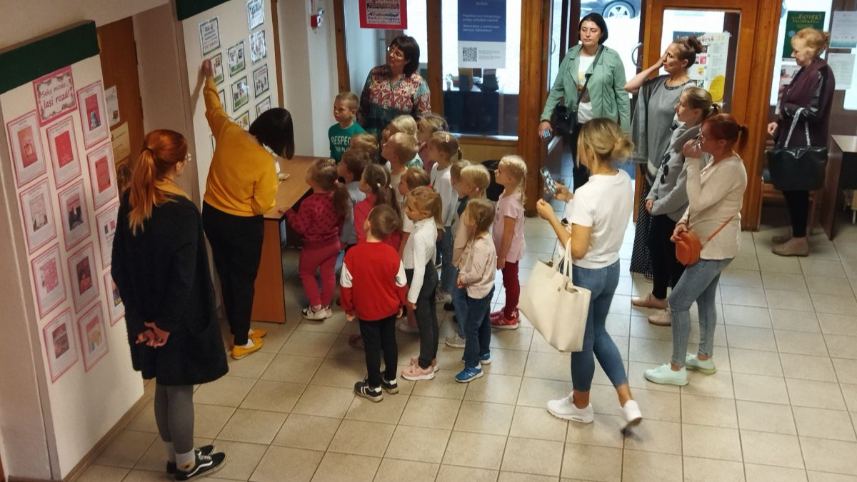 Rīgas pirmsskolas izglītības iestādes "Liepiņa" bērnu ekskursija uz RCB Sarkandaugavas filiālbibliotēku