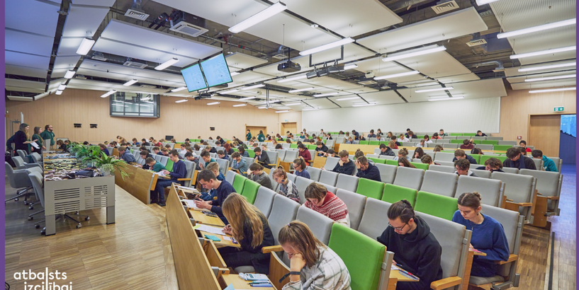 Pēc divu gadu pārtraukuma klātienē noritējusi 45. Valsts bioloģijas olimpiāde