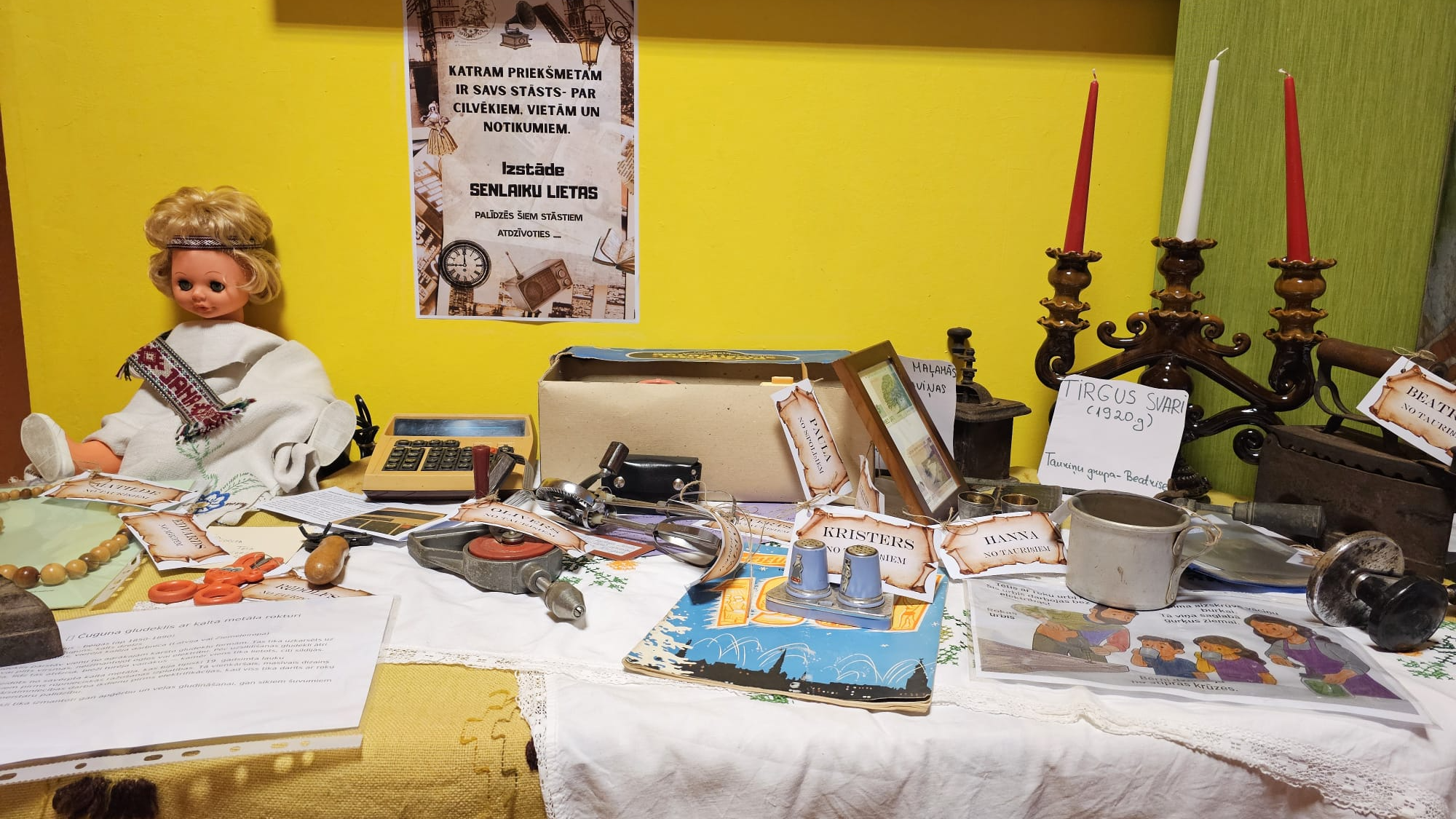 Rīgas Pirmsskolas izglītības iestādē “Kamolītis” rīko izstādi “Senlaiku lietas”