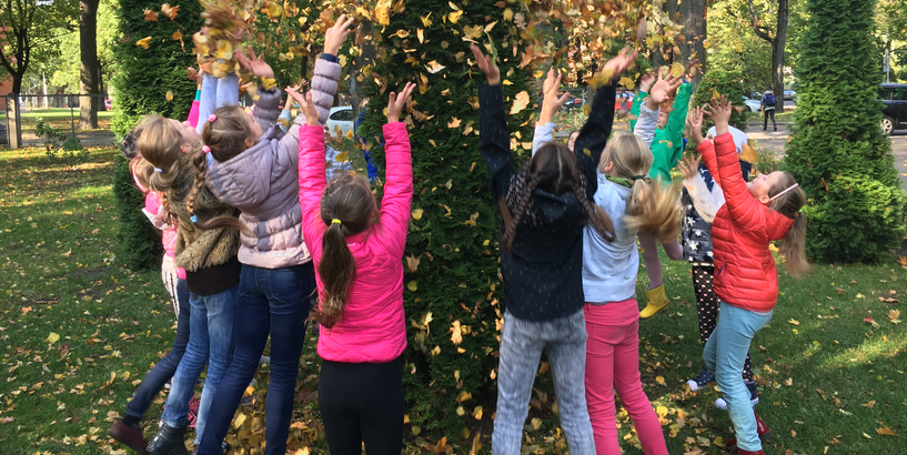 Āgenskalna sākumskolas dienas nometne bērniem “Raibie rīdzinieki” 