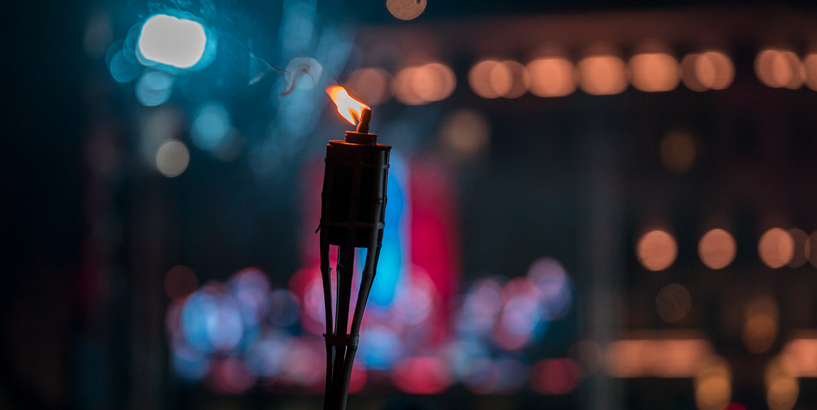 Aicina pieteikties tradicionālajam lāpu gājienam