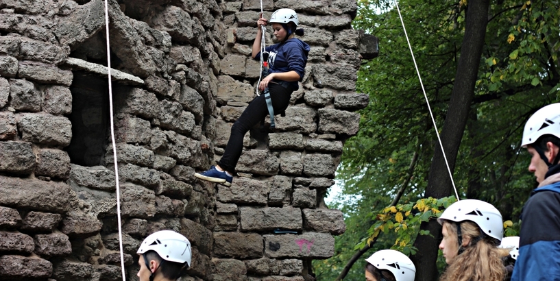 Rīgas jauniešus vasarā aicina iesaistīties brīvā laika bezmaksas aktivitātēs