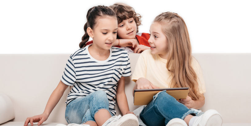 Bērns redzējis biedējošu saturu internetā - kā rīkoties?