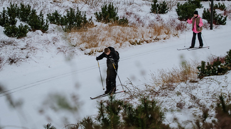 Izludināts "Nometņu organizēšanas finansēšanas konkurss pavasara brīvlaikam"