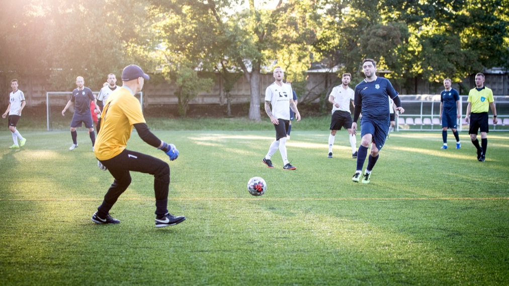 FC “Raita” pirmo reizi zaudē punktus, bet saglabā vadību