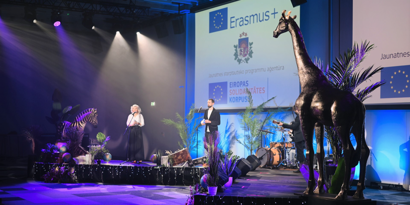 Godināti Latvijas labākie jaunatnes jomas projektu īstenotāji 