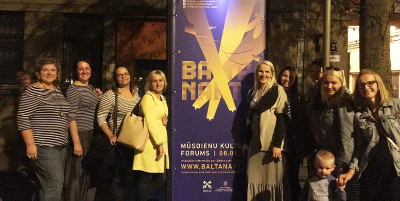 Piekto reizi “Baltā nakts”  bērnudārza pagalmā