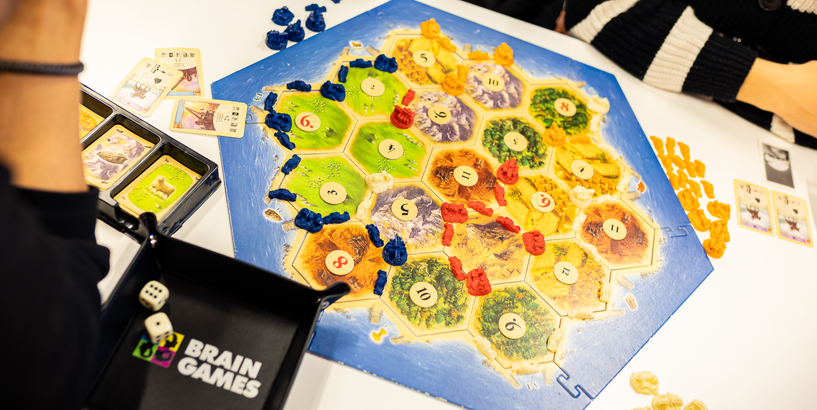 Nedēļas nogalē Rīgā mēģinās uzstādīt pasaules rekordu “CATAN” galda spēlē