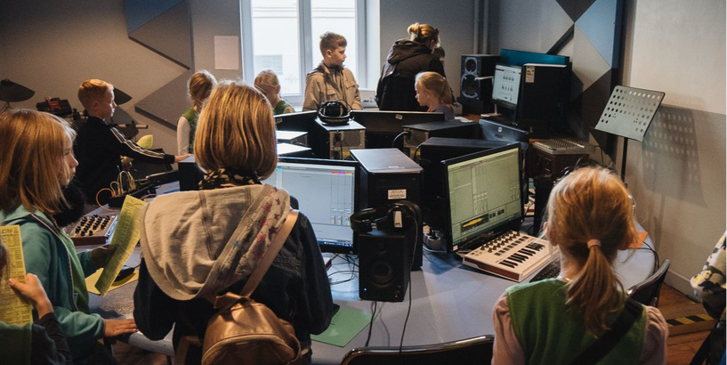 Brīvas vietas interešu izglītības programmās 