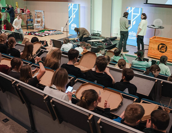 Skolēni izprot klimata un energoefektivitātes jautājumus; nepieciešams vairāk praktisku prasmju ikdienā