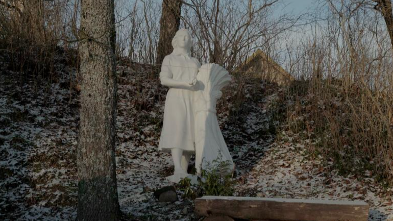 Neērtie pieminekļi. Performatīva pastaiga Rīgā