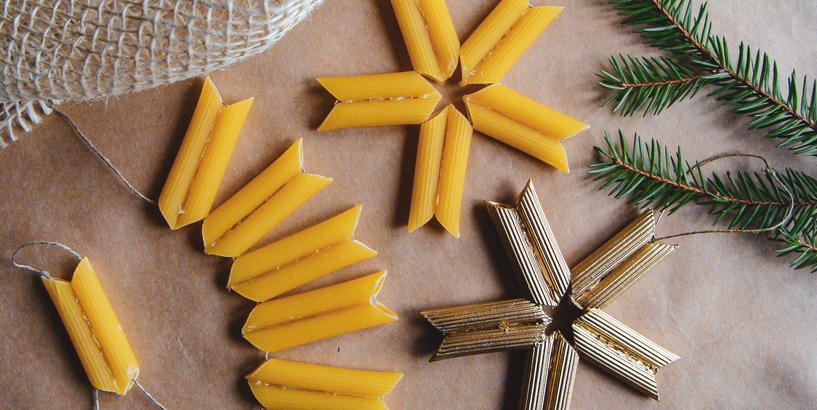 5 oriģināli eglītes rotājumi no makaroniem