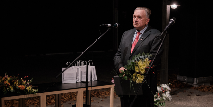 Aleksandra Čaka balvu saņem Andris Caune 