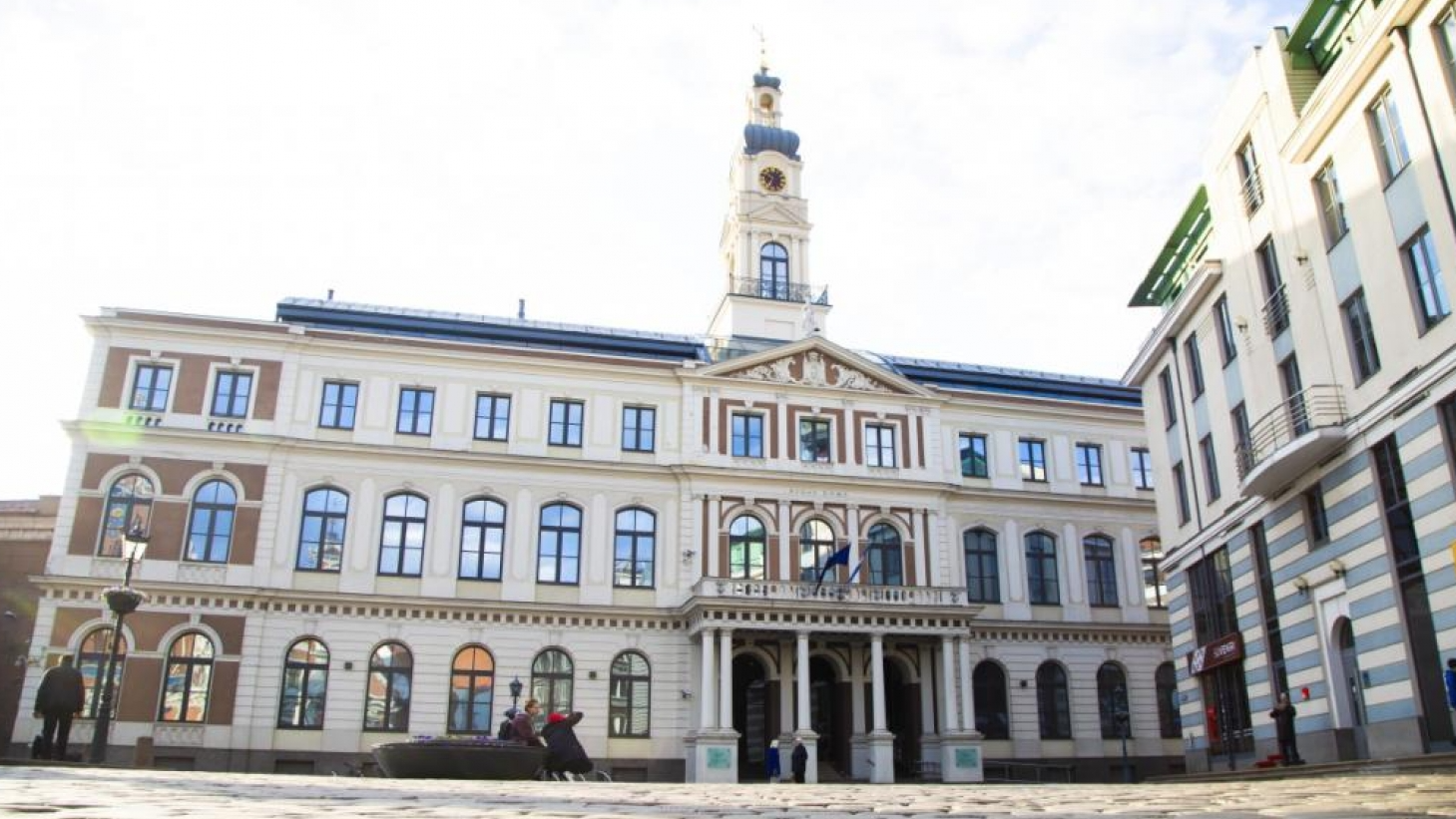 Rīgas pašvaldības budžeta grozījumos piešķir papildu finansējumu izglītības jomai