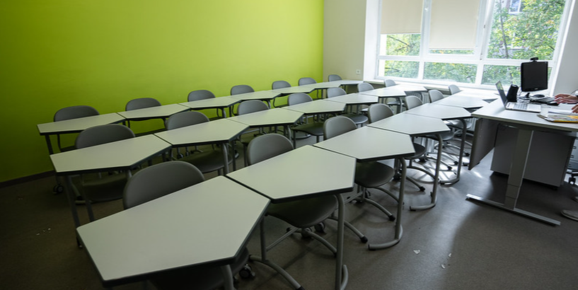 Rīgā notiek aktīva 2025./2026. mācību gada 10. klašu komplektēšana; informācija par rezultātiem tiek regulāri atjaunota