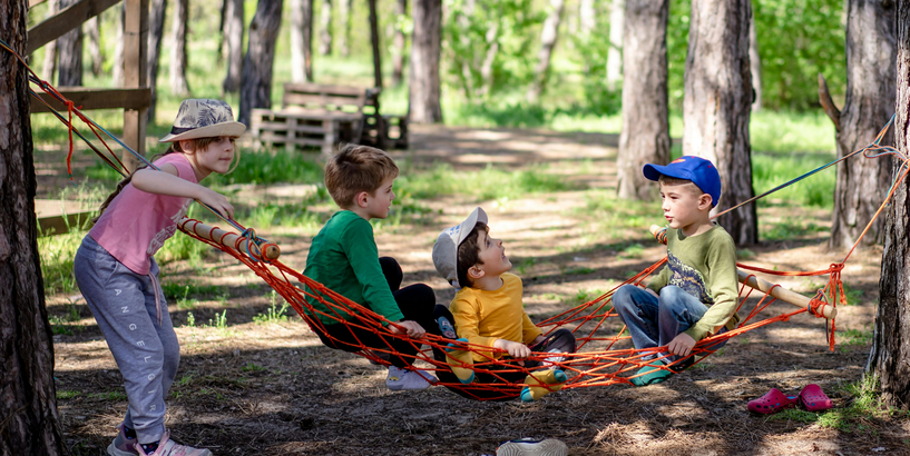 Atvērtās nevalstisko organizāciju nometnes bērniem un jauniešiem 2025.gada vasaras brīvlaikā