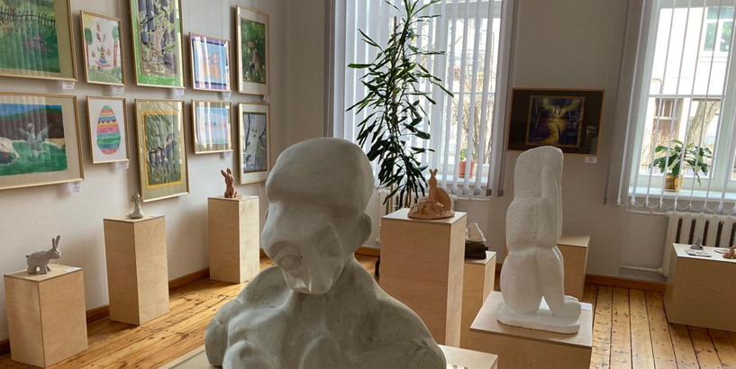 Izstāde ''Laikam pavasaris galvā..." Pārdaugavas BJC "Altona" 