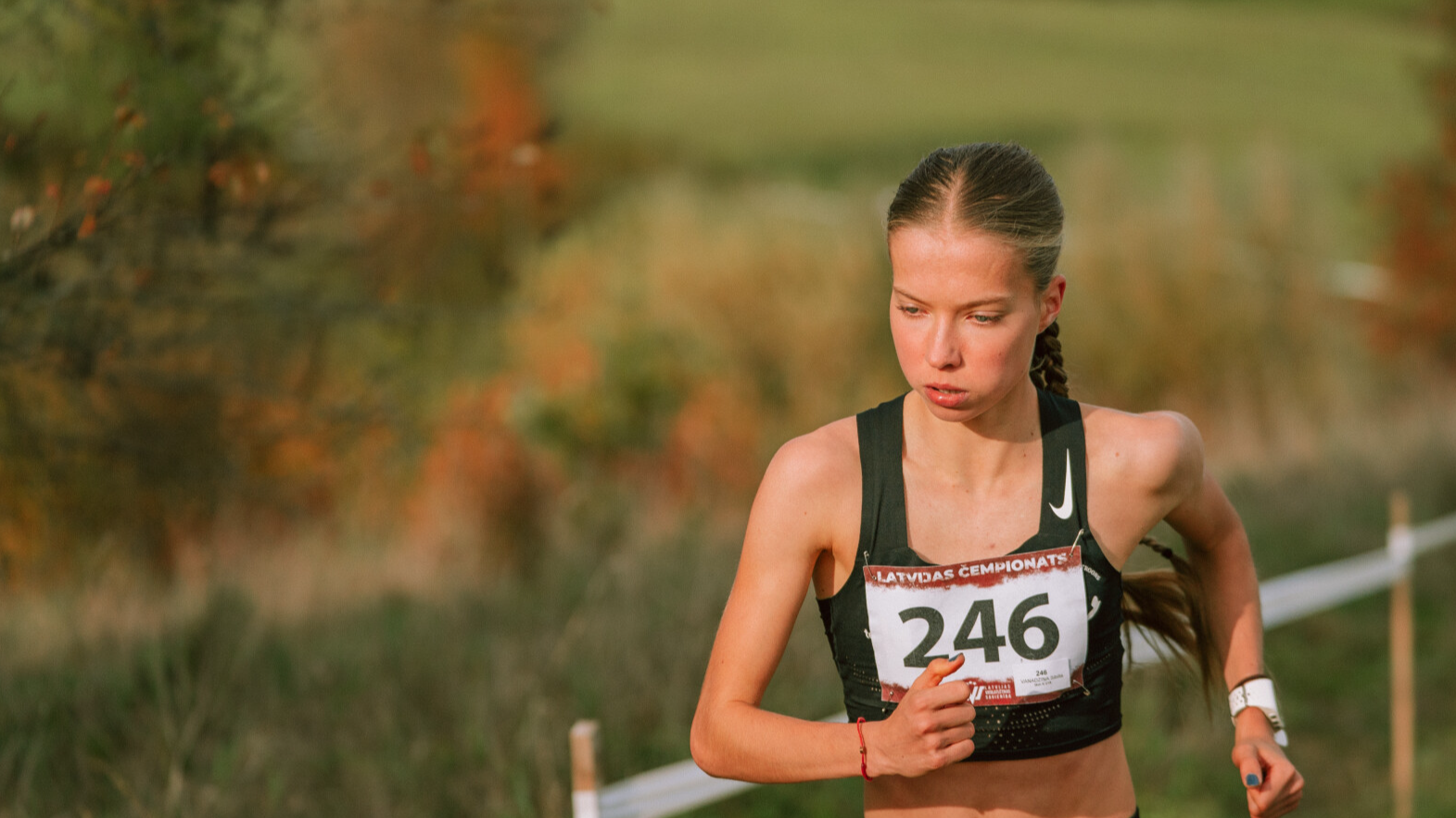 RSS “Arkādija” vieglatlētiem uzvaras un citas godalgas Latvijas čempionātā krosā