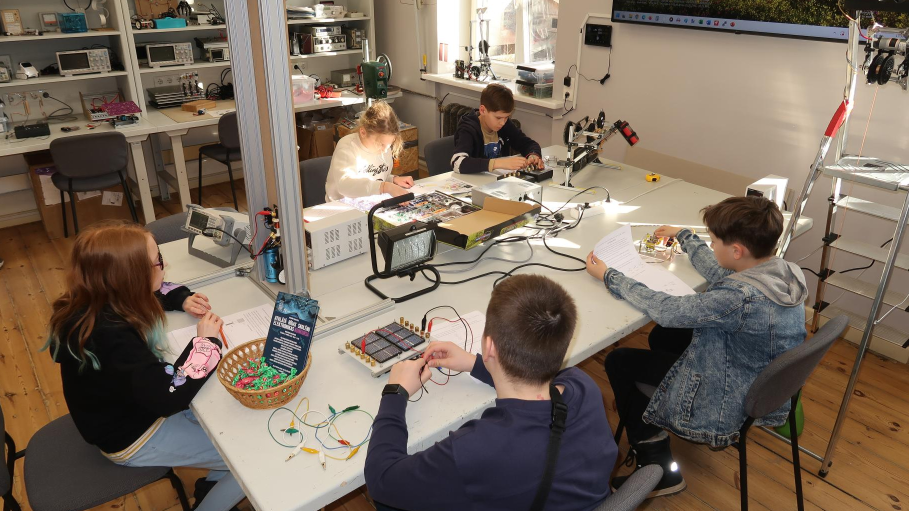 Noslēdzies "Atklātais Rīgas skolēnu elektronikas konkurss"