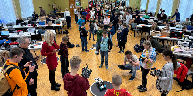 “Rīgas Jauno tehniķu centra Robotikas kauss 2025”