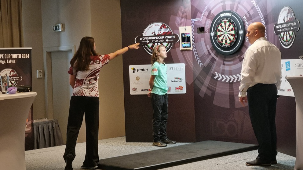 Roga trijniekā “Latvia open” šautriņu mešanā pieaugušajām un jaunietēm, Laumanis jauniešiem