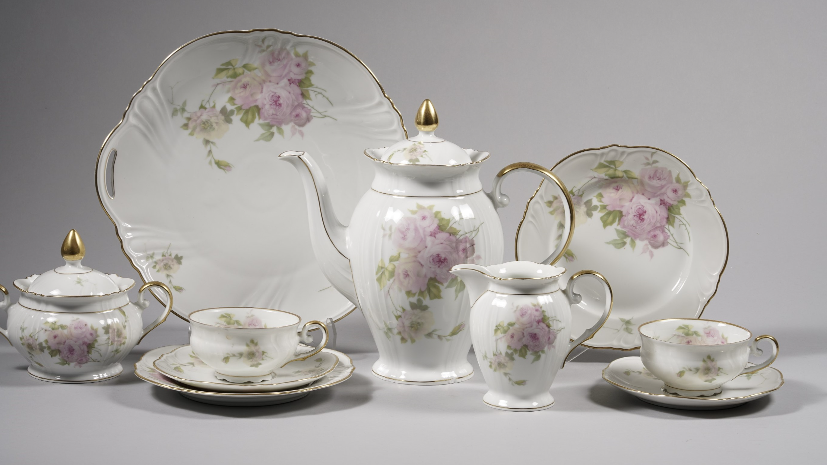 Valsts kultūrkapitāla fonds atbalsta Rīgas Porcelāna muzeja fundamentālo pētījumu - monogrāfiju “J. K. Jesena porcelāna fabrika”