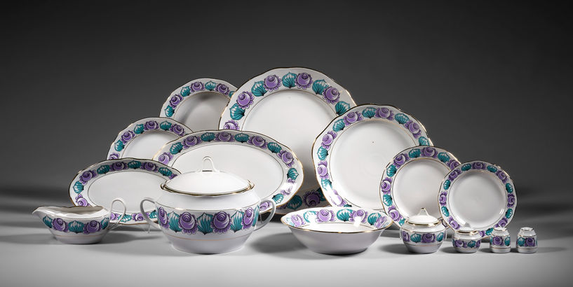 Rīgas porcelāna rūpniecība un māksliniece Aija Mūrniece