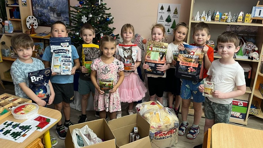 Rīgas 273. pirmsskolas izglītības iestādē norisinājās labdarības akcija dzīvnieku patversmei “Labās mājas”