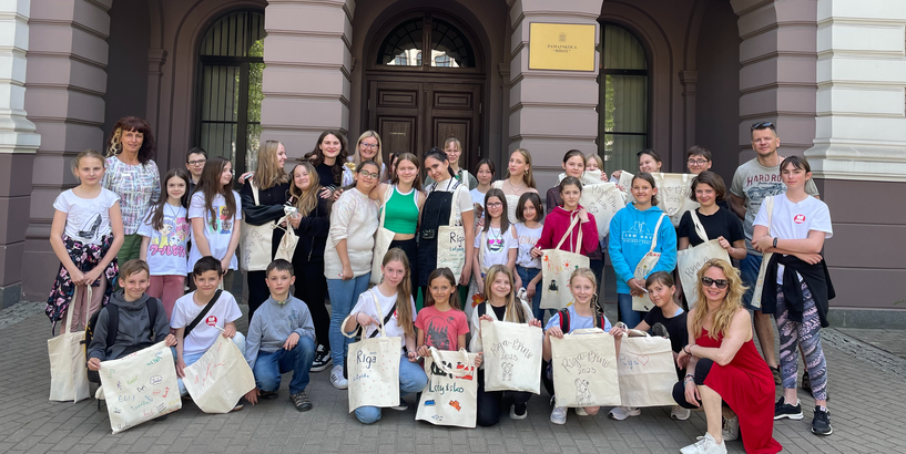 Pamatskolā “Rīdze” viesojās Erasmus+ dalībnieki no Čehijas