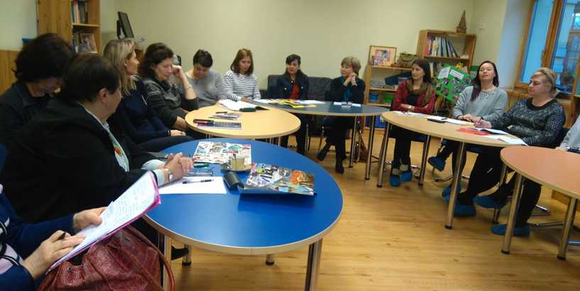 Bērnu uzraudzības pakalpojuma sniedzēji pilnveido savas kompetences