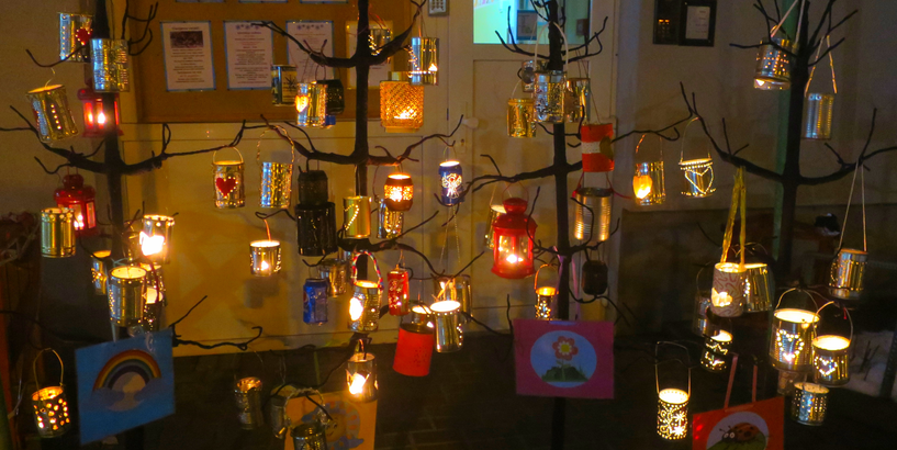 Ziemassvētku pasākums „Lukturīšu ceļojums pie Ziemassvētkiem”