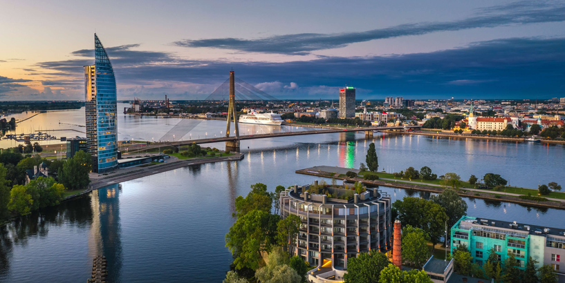 Izveidots informatīvs materiāls “Pārcelšanās ceļvedis uz Latviju”