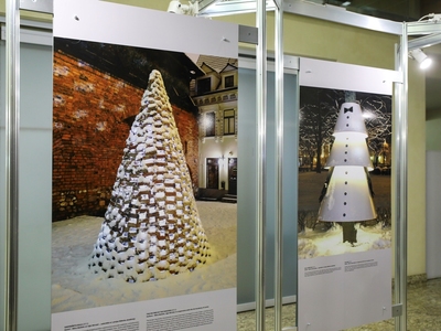 f64_20191205_izst_006.jpg