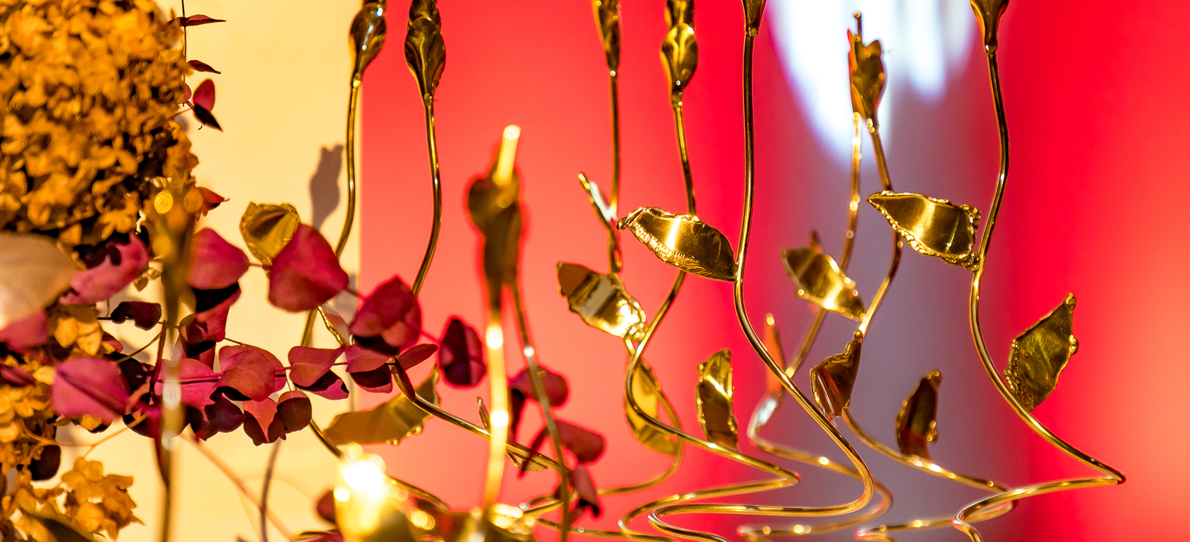 Rīgā pasniegtas Gada balvas interešu izglītībā, par mūža ieguldījumu sumina Juri Gabranovu