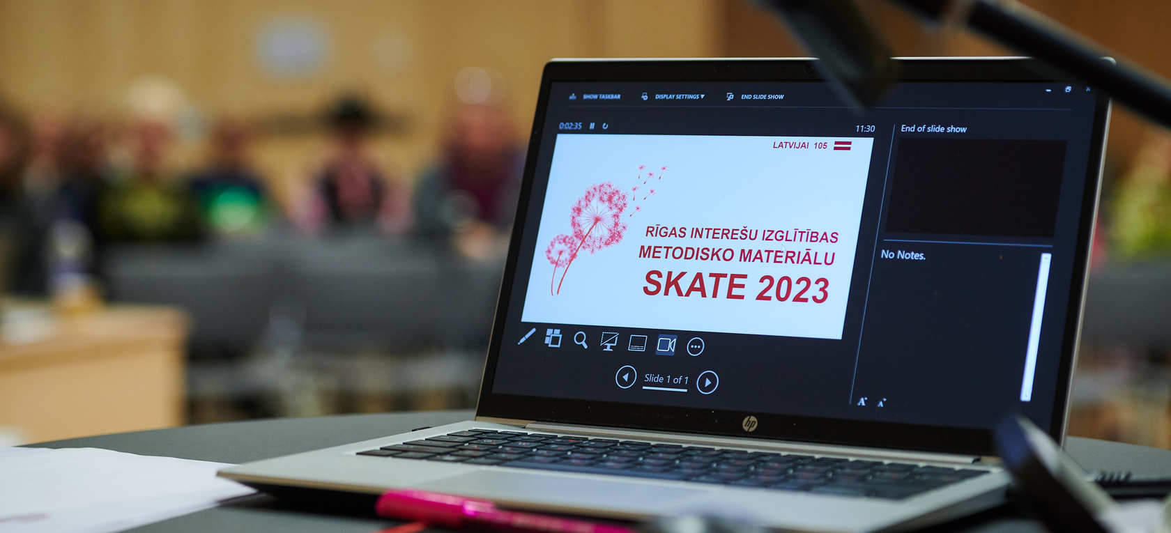 Rīgas interešu izglītības metodisko materiālu skatē notika pedagogu darbu prezentācijas